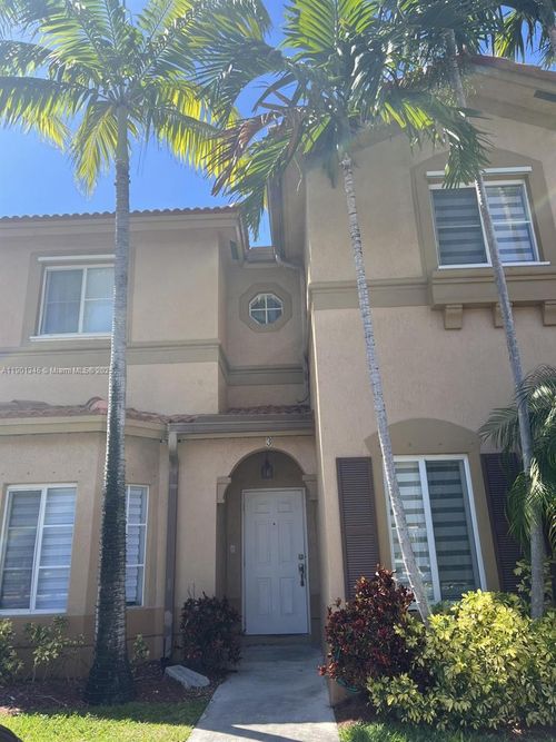 24-8362 Nw 107th Ct, Doral, FL, 33178-5218 | Card Image