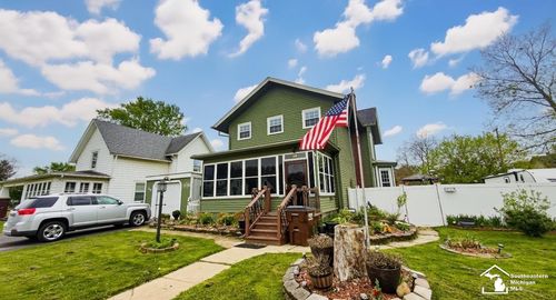 230 E Center St, Petersburg, MI, 49270-9701 | Card Image