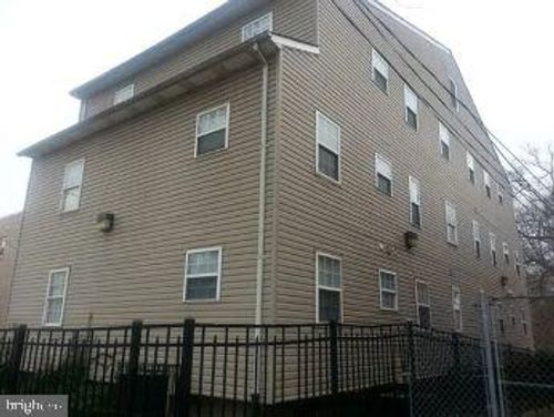 104-612 Eastern Ave Ne, WASHINGTON, DC, 20019-2811 | Card Image