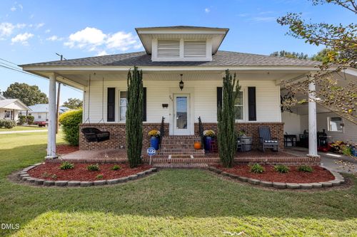 203 N 11th St, Erwin, NC, 28339-1807 | Card Image