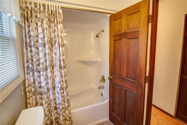 8556 Kee Mac Ln, House other with 2 bedrooms, 2 bathrooms and 3 parking in Alton IL | Image 30