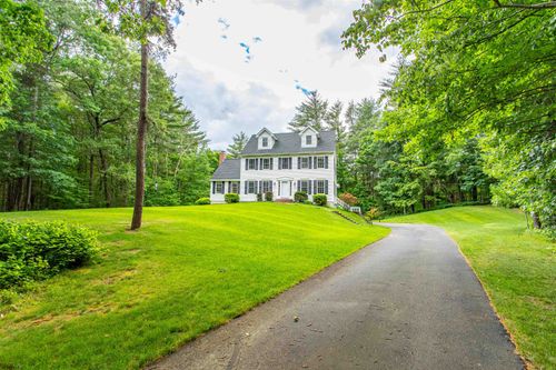 2 Squire Drive, Atkinson, NH, 03811 | Card Image