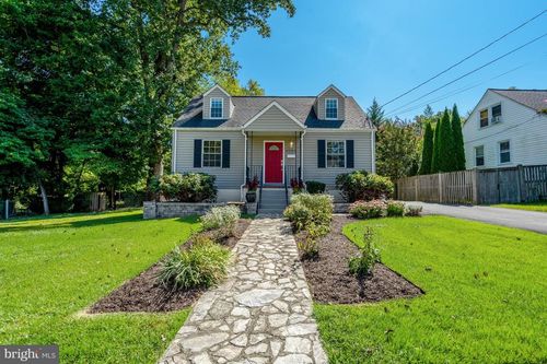 4029 Woodland Dr, FAIRFAX, VA, 22030-5103 | Card Image