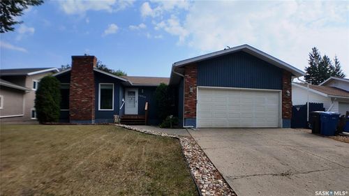 10716 Meighen Cres, North Battleford, SK, S9A3L1 | Card Image