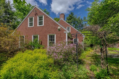 223 Coach Road, Chester, VT, 05143 | Card Image