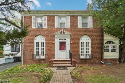 122 Holland Rd, South Orange, NJ, 07079-2703 | Card Image