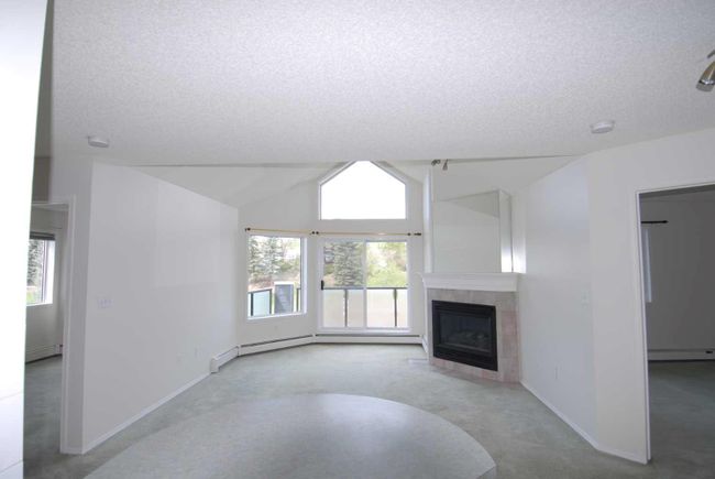 407 - 20 Sierra Morena Mews Sw, Home with 2 bedrooms, 2 bathrooms and 1 parking in Calgary AB | Image 21