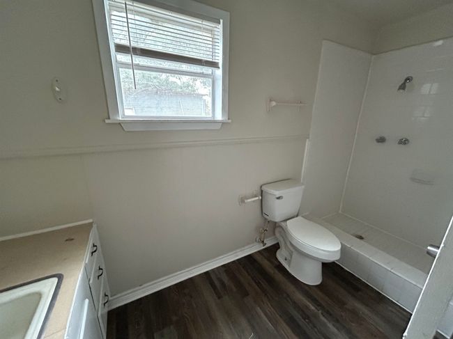 425 E Mill St, House other with 2 bedrooms, 1 bathrooms and null parking in Kountze TX | Image 6