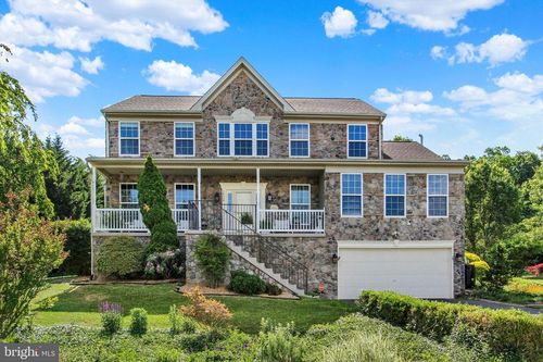 14114 Red Victoria Ct, Waynesboro, PA, 17268-8493 | Card Image