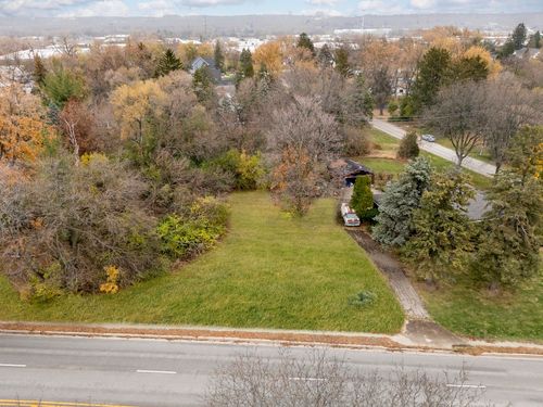 10/11 Maple Avenue, Downers Grove, IL, 60515 | Card Image