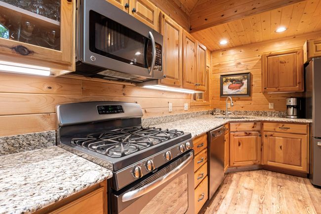 16730 W Maple Terrace Dr-MLS-36.jpg | Image 54