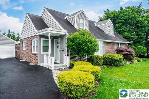 1723 Snyder St, BETHLEHEM, PA, 18017-6141 | Card Image
