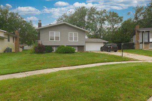 18920 Maple Ave, Country Club Hills, IL, 60478-5735 | Card Image