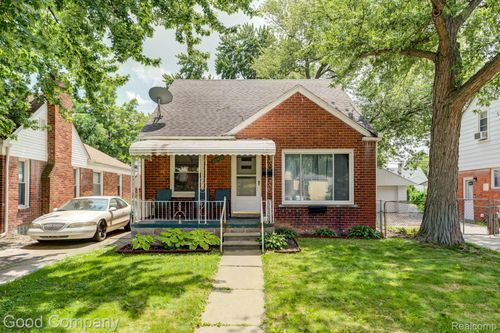 20420 Roscommon St, Harper Woods, MI, 48225-2259 | Card Image