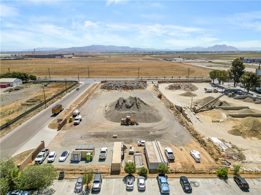 Commercial Sale in Perris 2