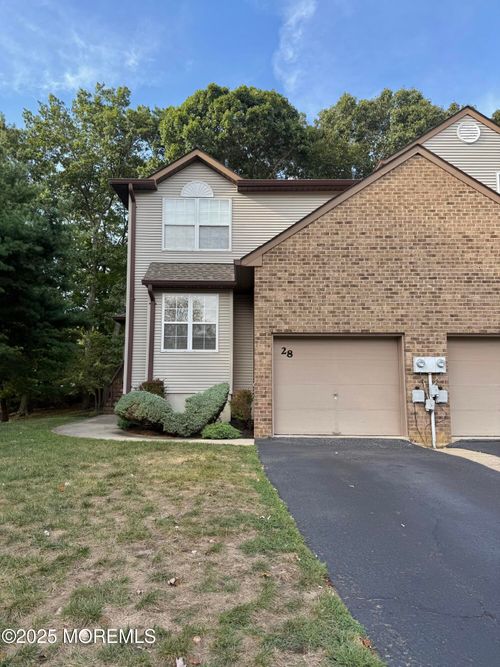 28 Atrium Way, Manalapan, NJ, 07726-5016 | Card Image
