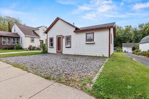 217 Franklin Ave E, Delano, MN, 55328-8819 | Card Image