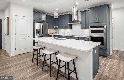 201-5840 Moonstone Way, Haymarket, VA, 20168 | Card Image