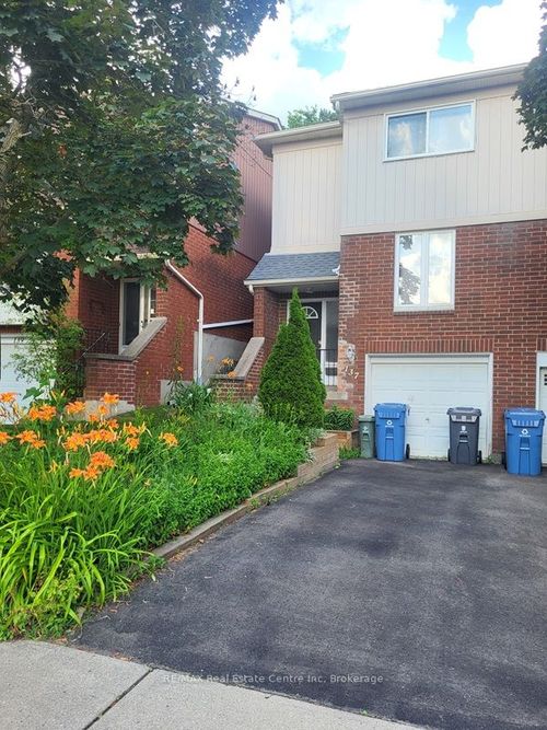 137 Dovercliffe Rd, Guelph, ON, N1G3A5 | Card Image