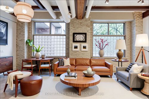 211-781 King St W, Toronto, ON, M5V3L5 | Card Image