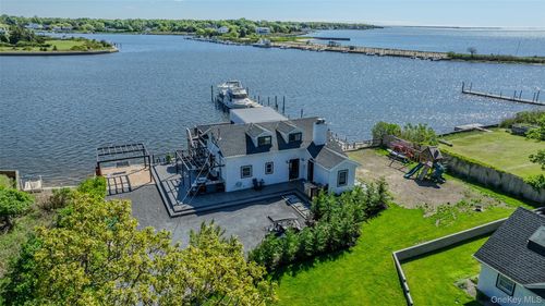 53 Old Neck Rd S, Center Moriches, NY, 11934-3114 | Card Image