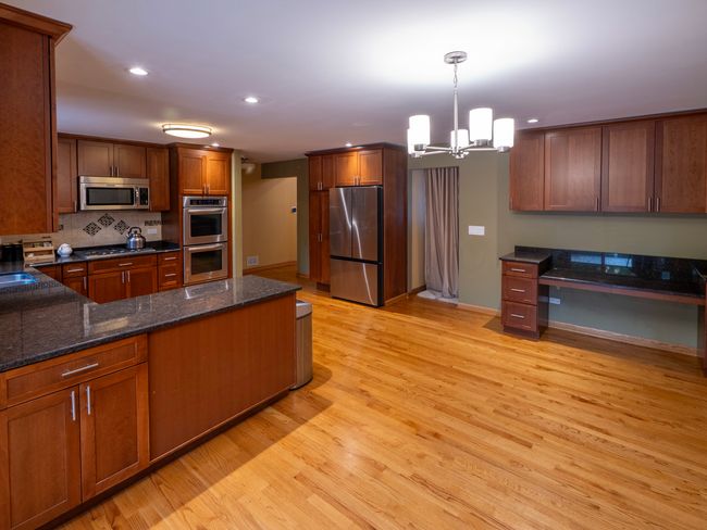 1707 Frediani Ct, House other with 5 bedrooms, 5 bathrooms and 2 parking in Mount Prospect IL | Image 8