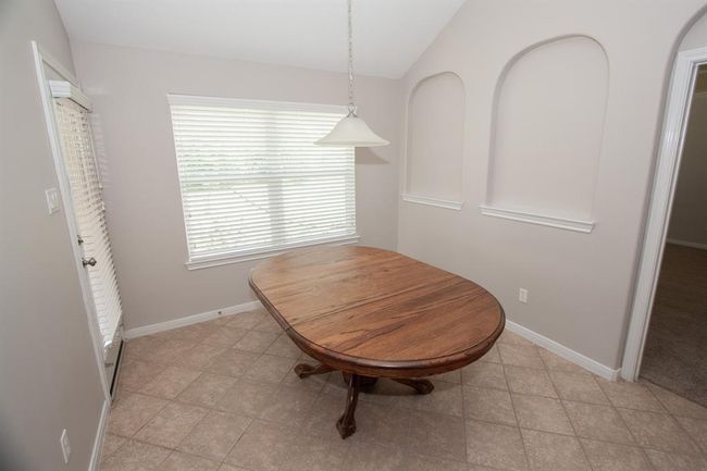 2211 Pearl Bay Ct, House other with 3 bedrooms, 2 bathrooms and 3 parking in Pearland TX | Image 12