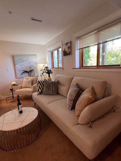 3XXX W 12th Ave, Vancouver, BC, V6R2K7 | Card Image