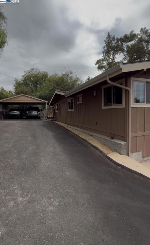1979 Ayers Rd, Concord, CA, 94521-1406 | Card Image