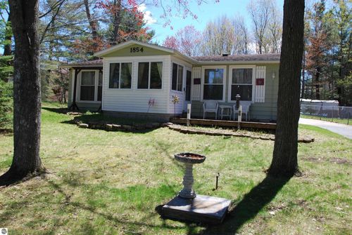1854 Grouse Ln, Saint Helen, MI, 48656-9327 | Card Image