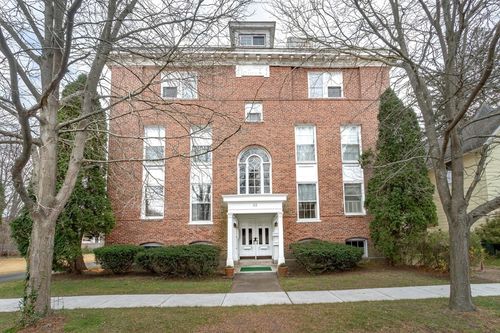 32 Noble Ave, Westfield, MA, 01085-3633 | Card Image