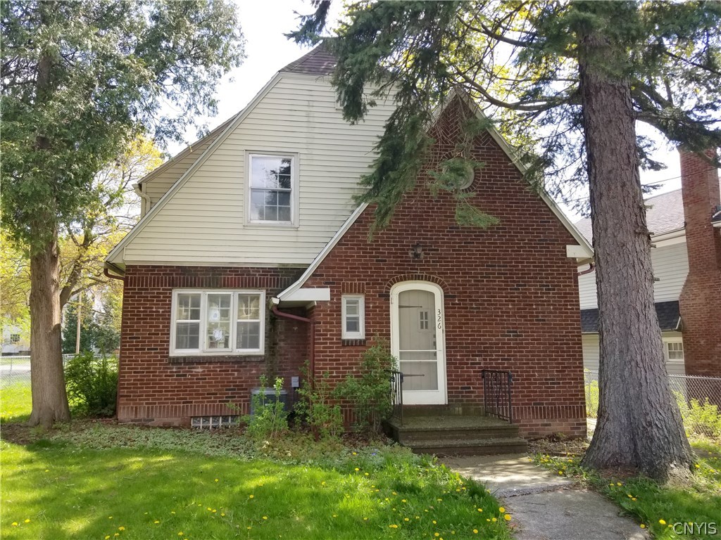 326 Salt Springs Road, Sold in Syracuse Zoocasa
