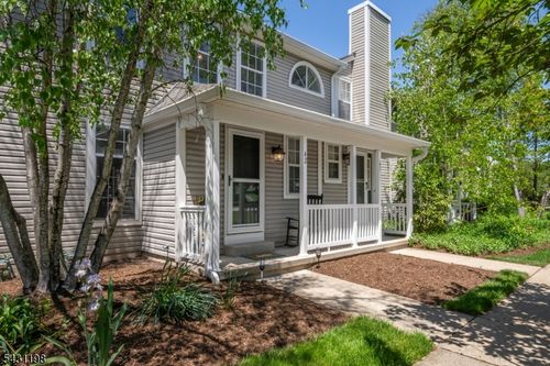 42 Green Heron Dr, Hackettstown, NJ, 07840-3329 | Card Image