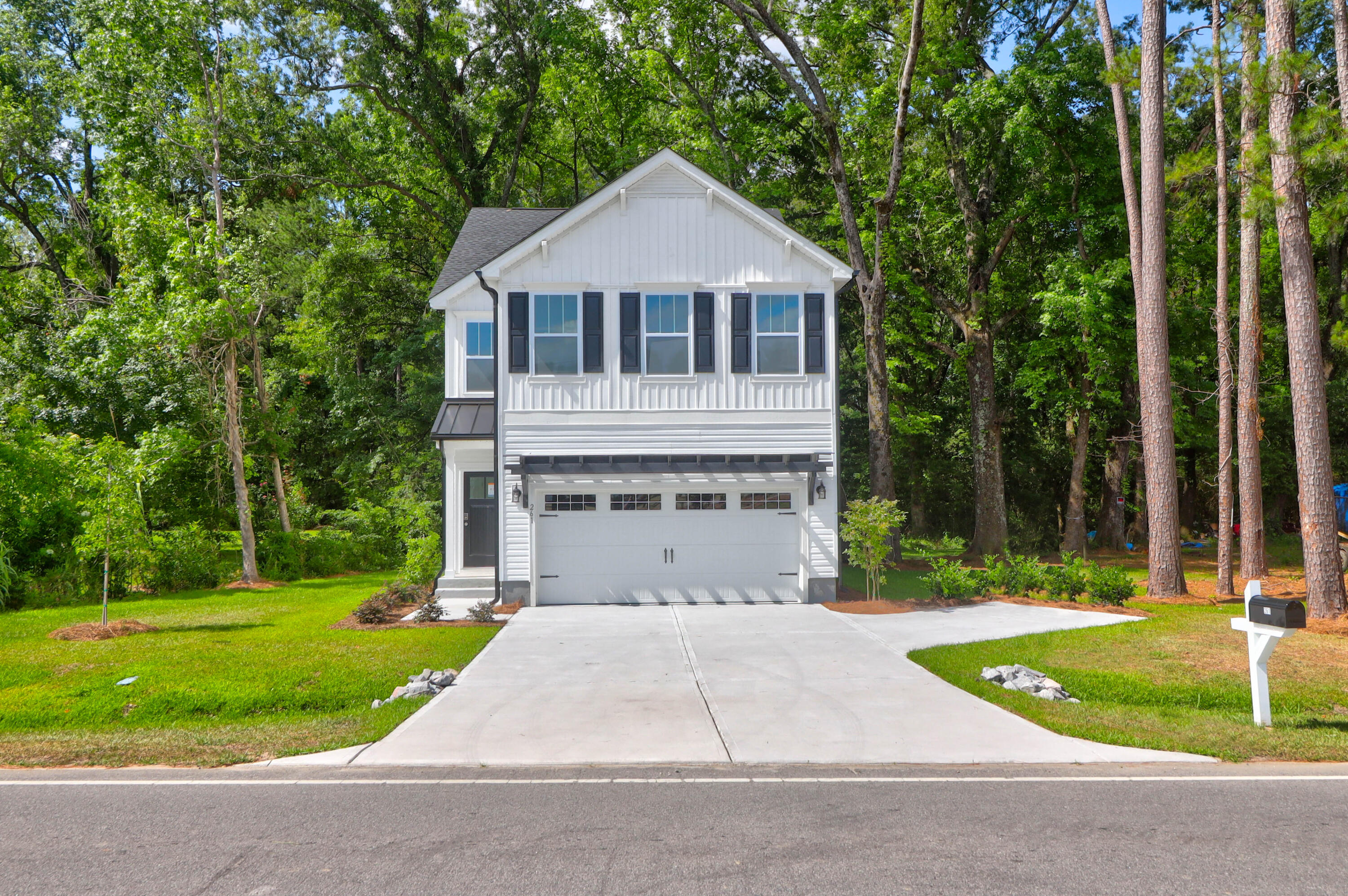 Pidgeon Bay Rd, Summerville, SC 29483