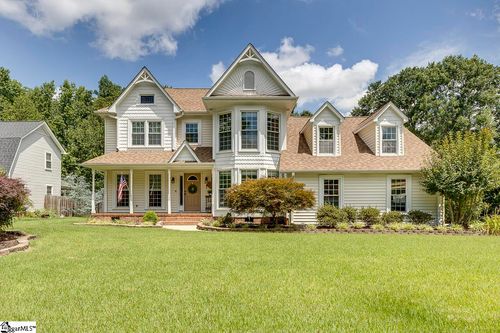 704 E Silverleaf St, Greer, SC, 29650-2742 | Card Image