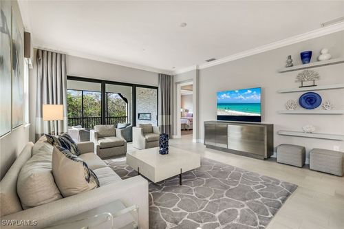 unit-301-16378 Viansa Way, NAPLES, FL, 34110-3450 | Card Image