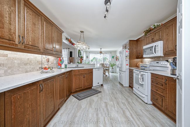2573 Mitchell St, House other with 4 bedrooms, 4 bathrooms and 15 parking in Metcalfe ON | Image 7