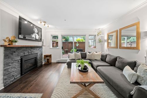 101-2215 Mcgill St, Vancouver, BC, V5L1C3 | Card Image