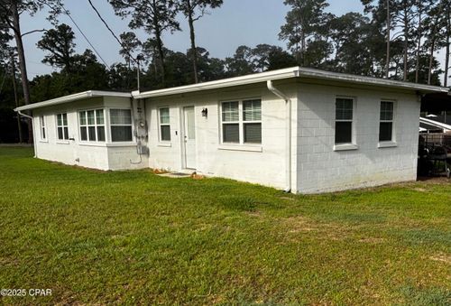 811 Mcgee Rd, Bonifay, FL, 32425-2915 | Card Image