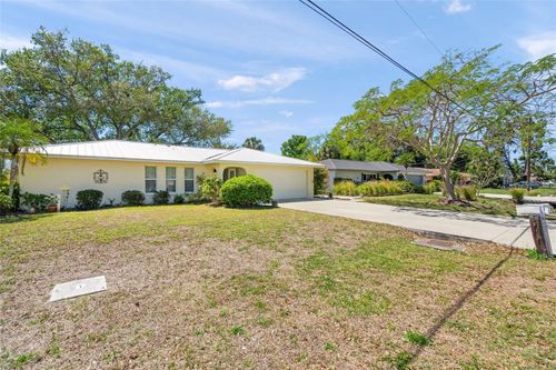 4662 Beacon Drive, SARASOTA, FL, 34232 | Card Image