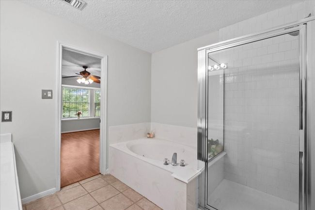 1726 Kemah Oaks Dr, House other with 4 bedrooms, 3 bathrooms and 2 parking in Kemah TX | Image 25