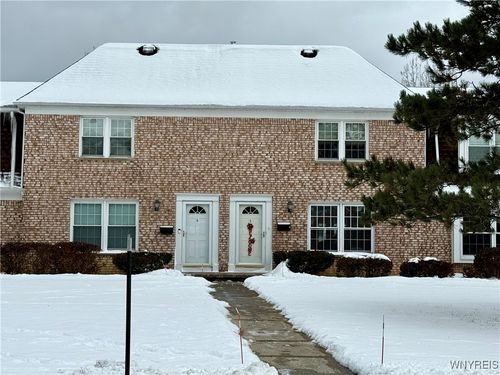 apt-5-90 Carriage Dr, Orchard Park, NY, 14127-1826 | Card Image