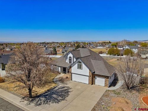 3004 Silver Fox Dr, Montrose, CO, 81401-7468 | Card Image