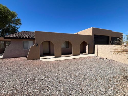 911 Scout Dr, Lake Havasu City, AZ, 86406-8585 | Card Image