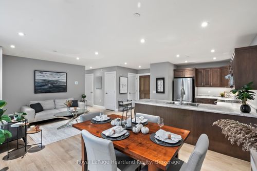 206-187 Victoria St W, Wingham, ON, N0G2W0 | Card Image