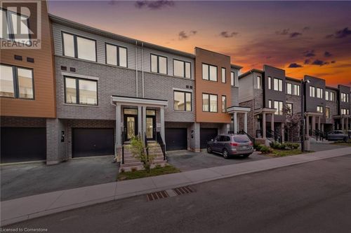 29 Radison Lane, Hamilton, ON, L8H0B5 | Card Image