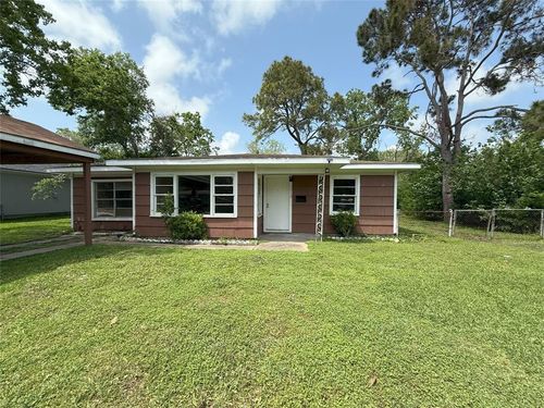1510 Oleander Dr, La Marque, TX, 77568-5529 | Card Image