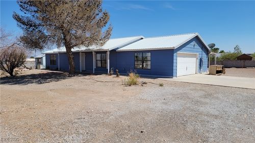 8670 S Miller Ln, Las Vegas, NV, 89113-5323 | Card Image