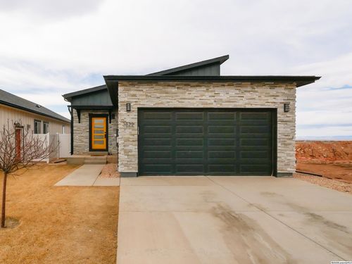 3822 Buckskin Trl, Laramie, WY, 82070-5645 | Card Image