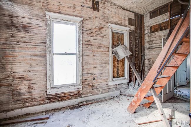 212 Franklin St, House other with 2 bedrooms, 0 bathrooms and 2 parking in Hardin IL | Image 18